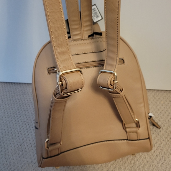 LA TERRE FASHION | Faux Leather Backpack - Picture 4 of 7